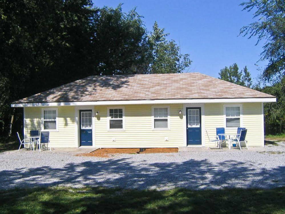 Blue Door Cottages Монтиселло Экстерьер фото